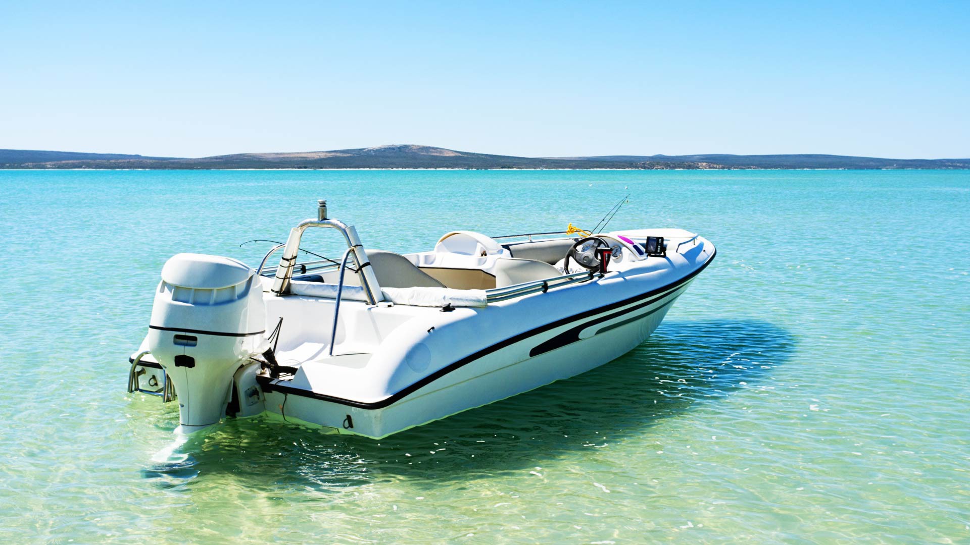 Electric Speedboat hmanga thil siam chhuah a ni